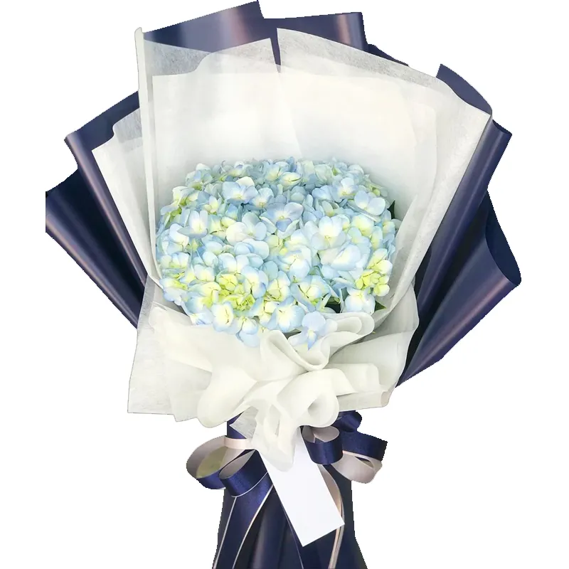 Букет из 1 голубой гортензии