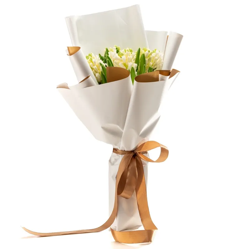 Букет из 5 белых гиацинтов