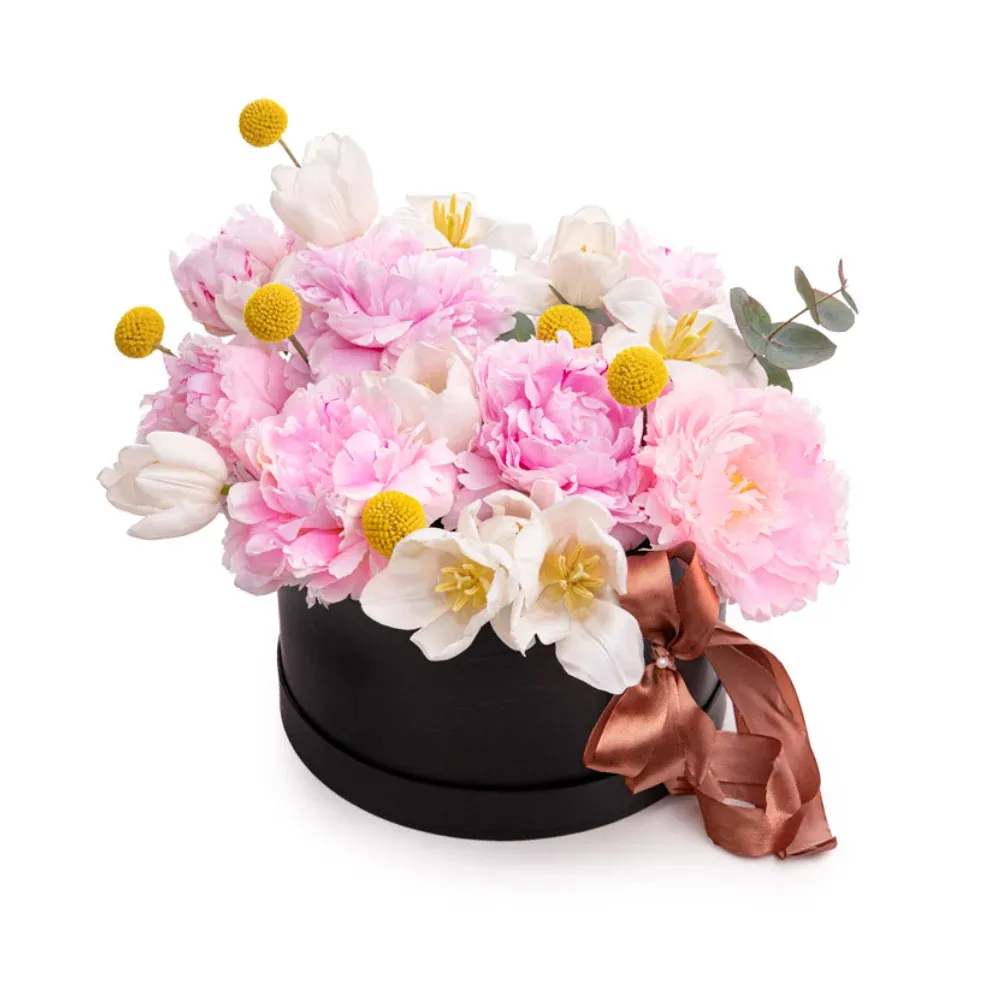 Цветы в коробке