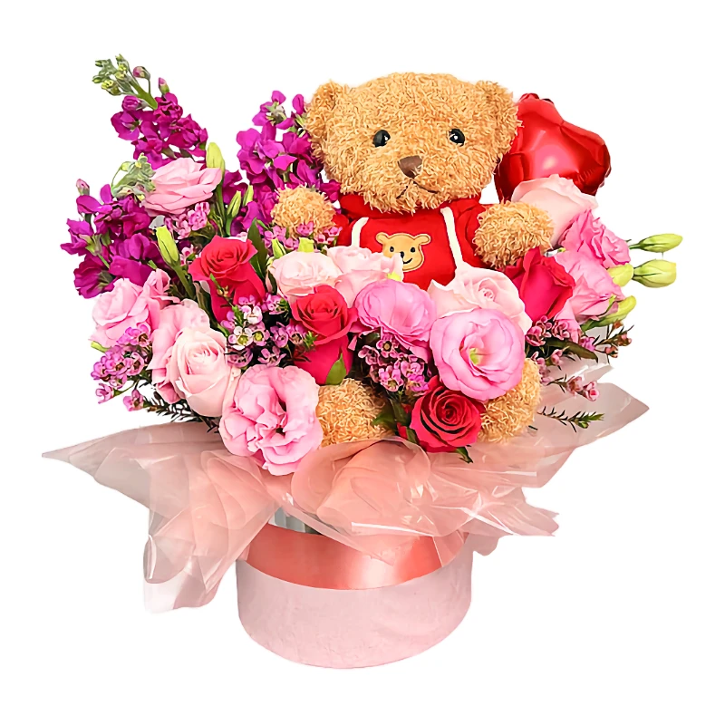 Композиция в шляпной коробке 